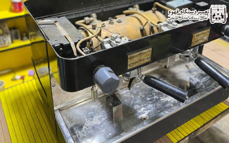 راهنمای کامل تعمیر دستگاه قهوه ساز صنعتی